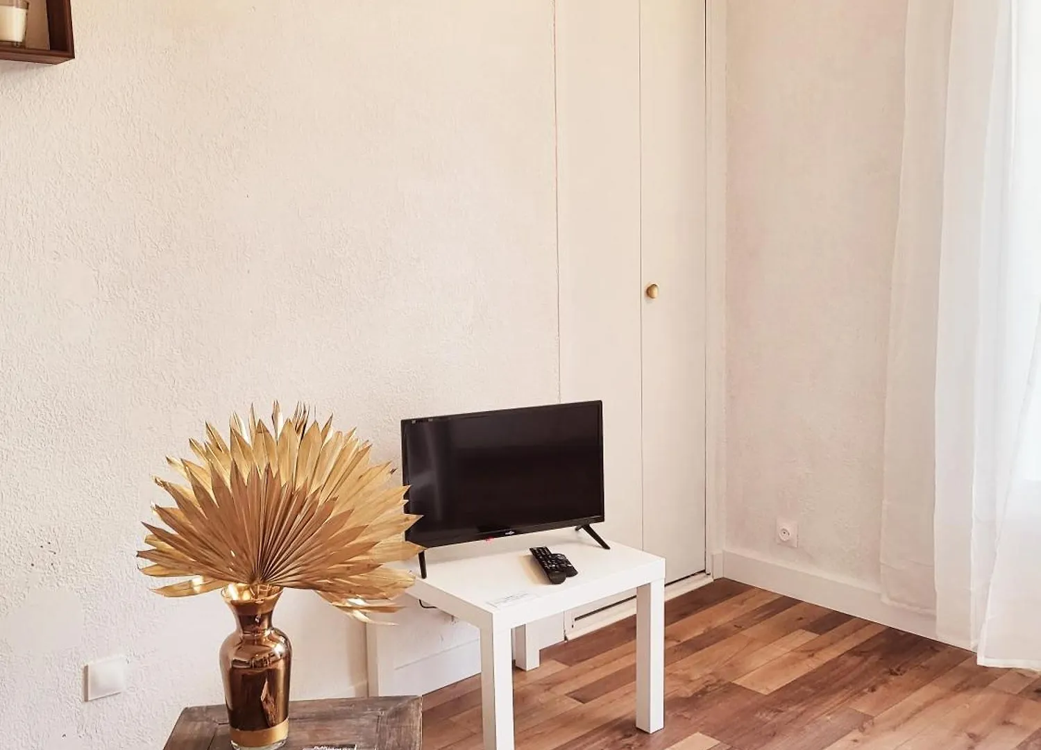 La Suite Costabella A Hyeres-Les-Palmiers 0*,